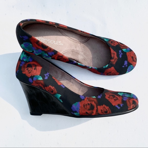 Aerosoles Black Floral Wedges 